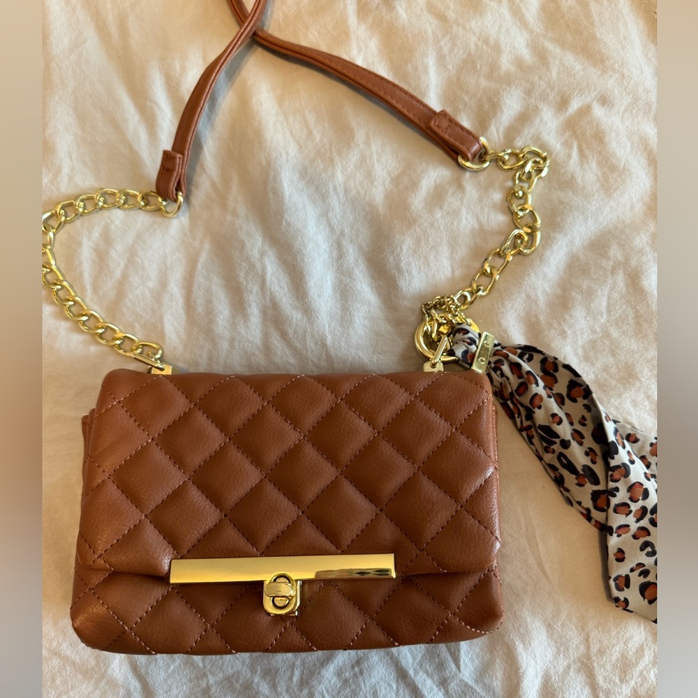 Brown, crossbody bag with cute accents